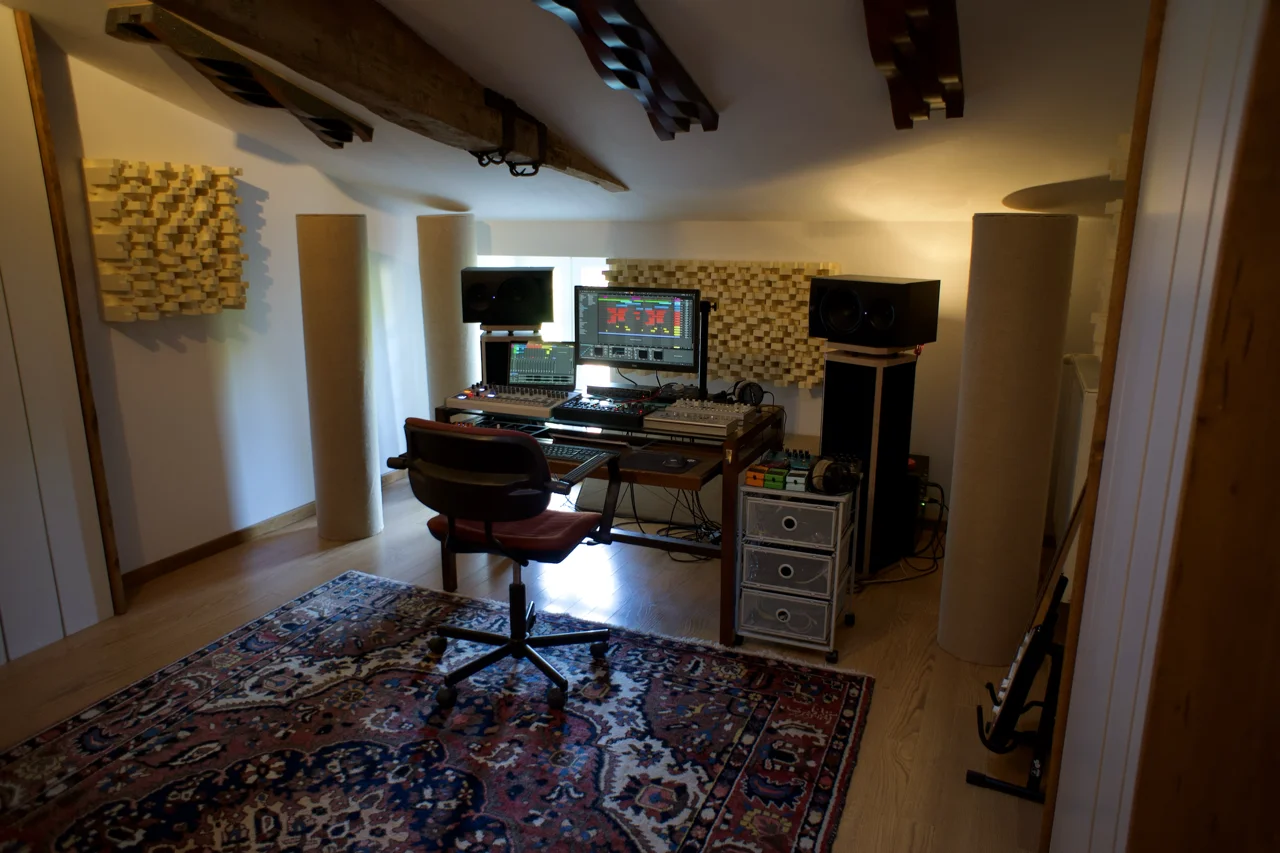 Vue de droite du studio